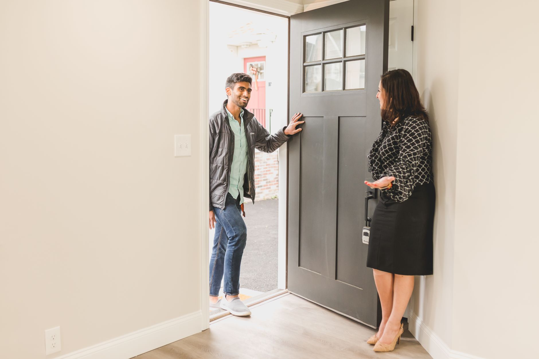 Sunday Open House vs Twilight Open House: Which Format Generates Better Open House Leads?